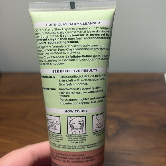 L’ORÉAL Paris Pure-Clay Cleanser 4.4 FL.OZ. DISCONTINUED - Picture 3 of 5